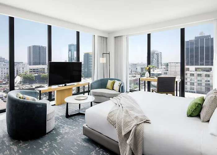 Dream Hollywood, By Hyatt