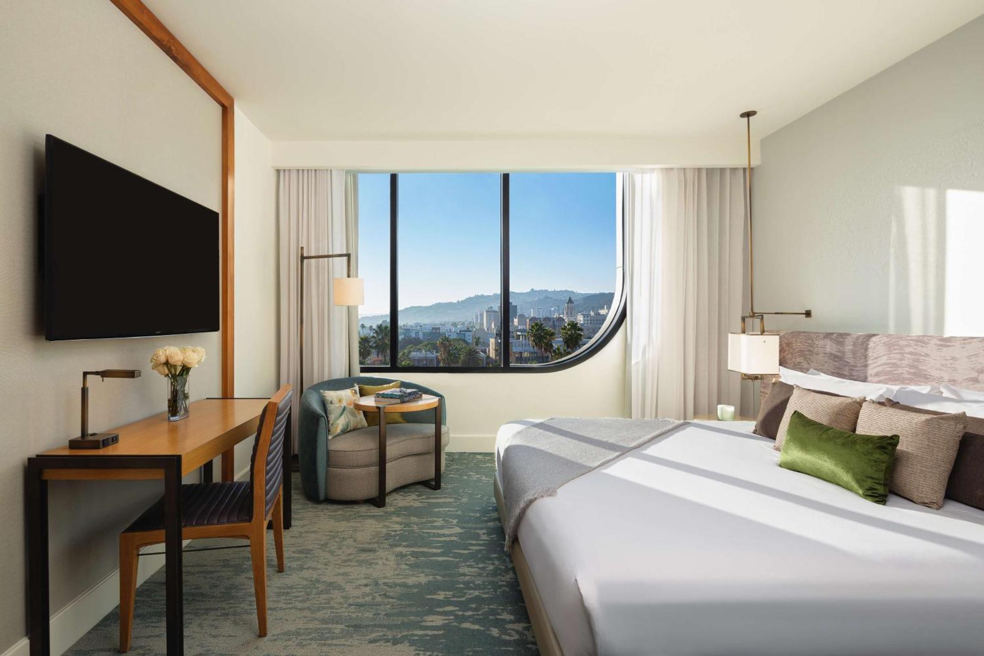 Dream Hollywood, By Hyatt 4*