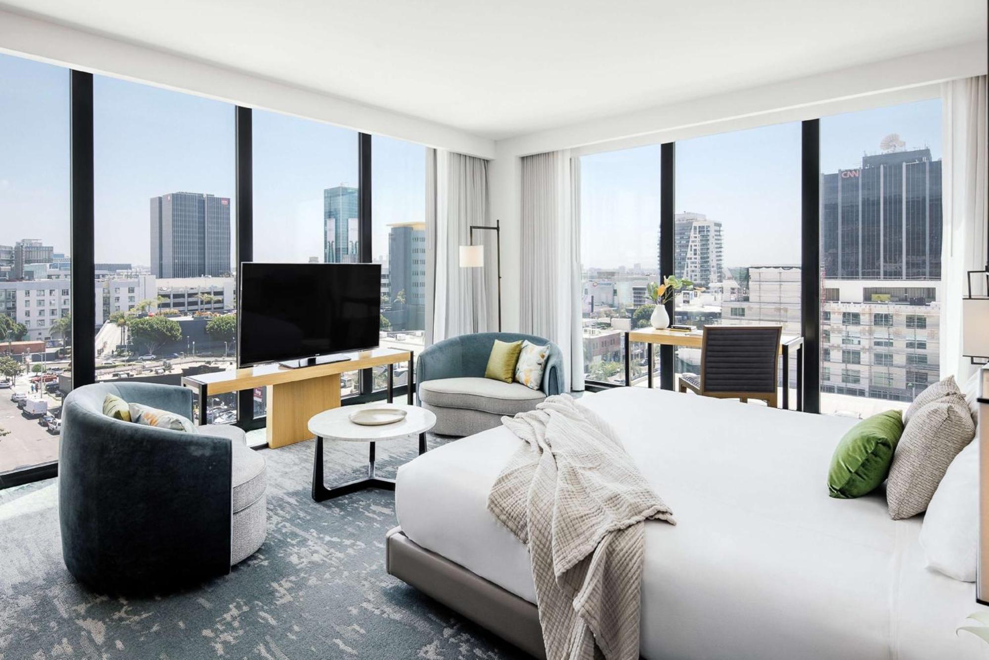 Hotel Dream Hollywood, By Hyatt